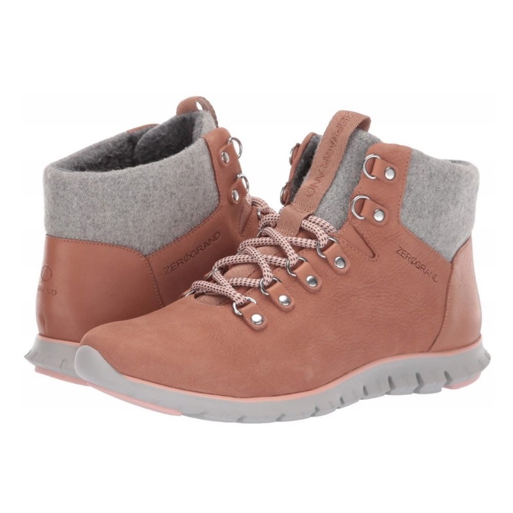 NWOT Cole Haan Women's
Zerogrand Hiker Boot in Mocha
Mousse Waterproof Nubuck